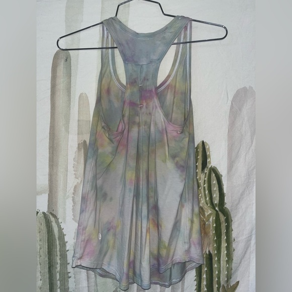 Lululemon Custom Tie Dyed Tank 🌵4 - Picture 6 of 10